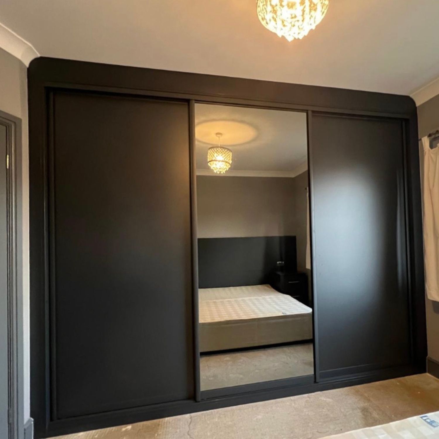 Custom fitted wardrobe installed in a Colton home by Applefitted