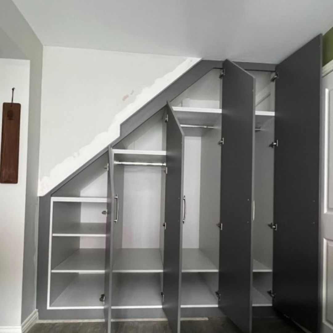 Custom fitted wardrobe installed in a Tadcaster home by Applefitted