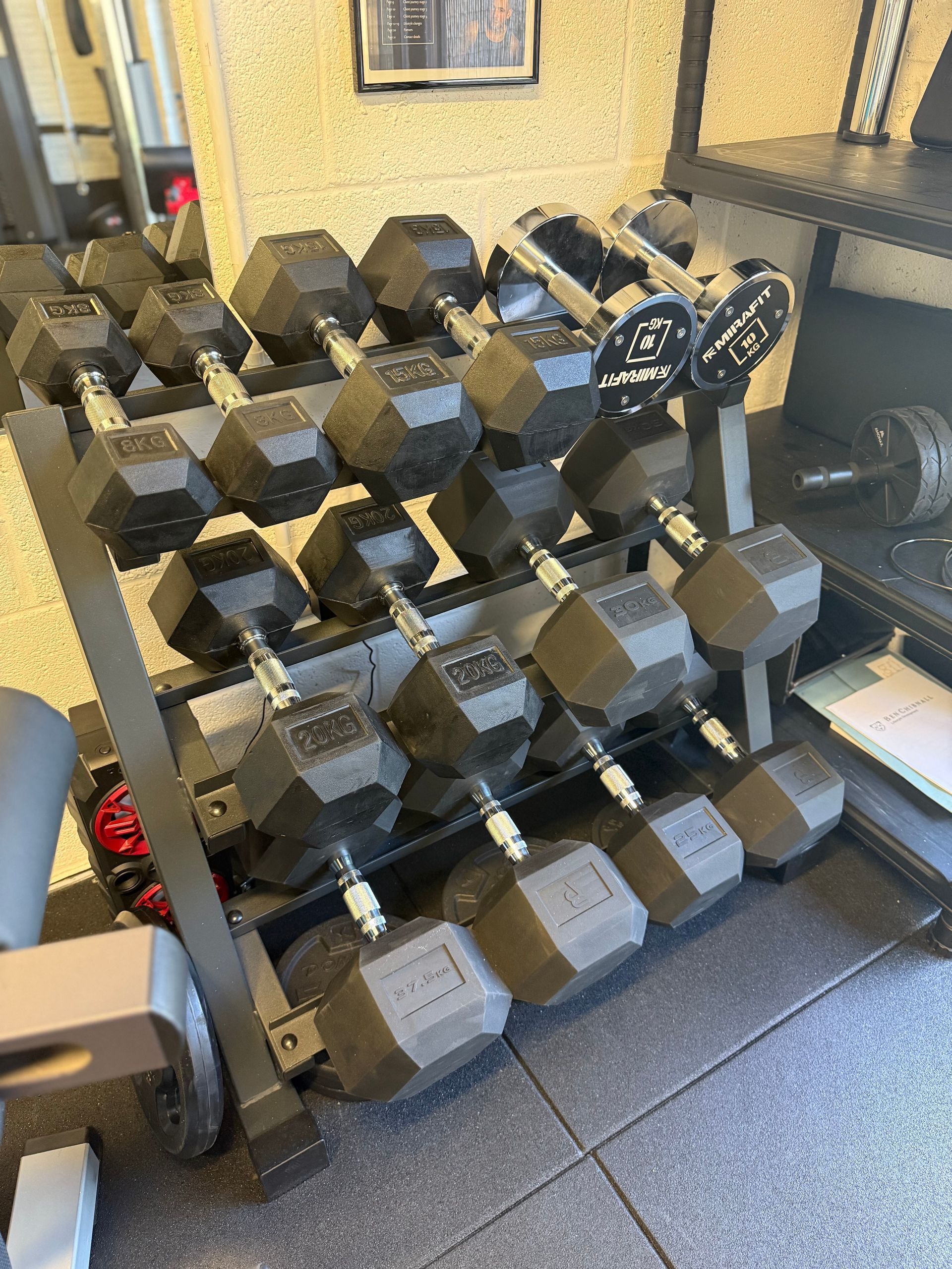 Home gym. Air conditioning. Ben Chibnall. Personal training. Fat loss. body transformations in Marston Moretaine. Fat loss in Woburn. One to one training in Tring, Berkhamsted, Marston Moretaine and Woburn. Top personal training. 