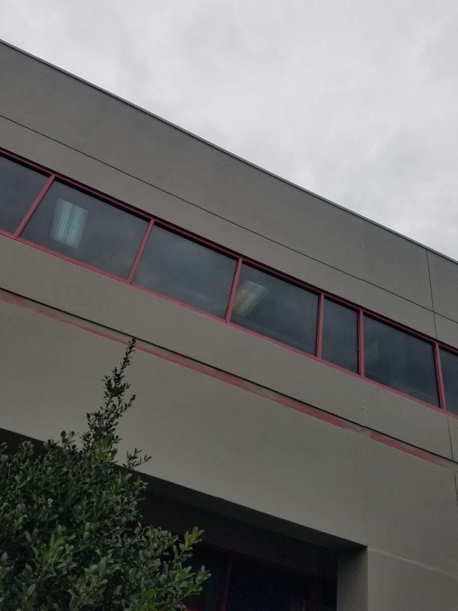 commercial pressure washing