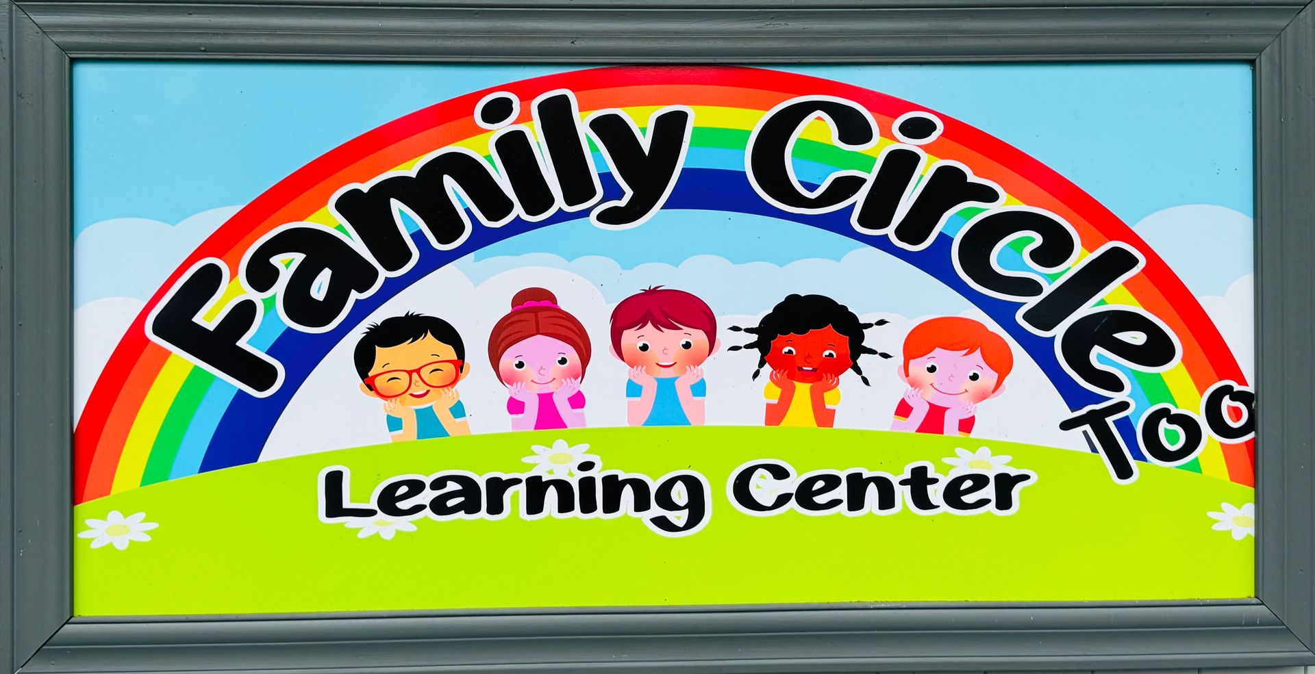 Family Circle Too Logo