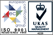 Loghi per EC Group (certificazione europea) e UKAS Quality Management con registrazione ISO 9001.