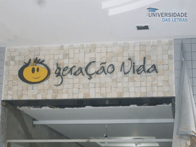 letras em relevo chapa pintada
