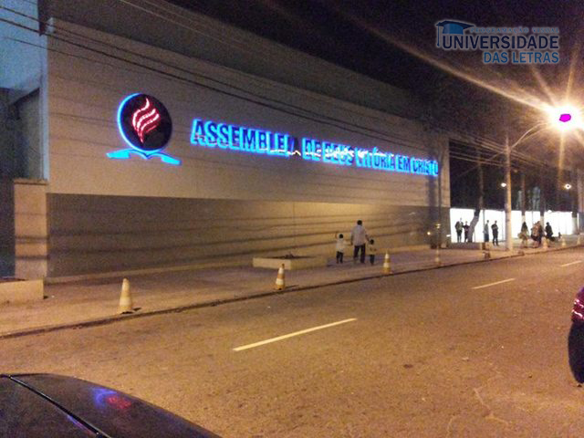 Letras de Aço Inox com Iluminação LEDS RJ