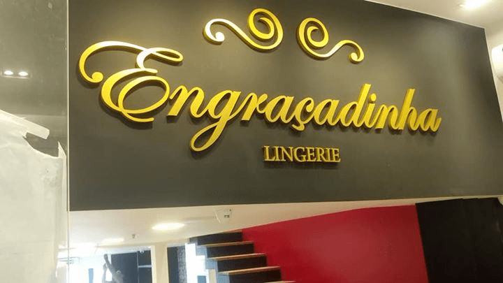 Letras em Chapa Galvanizada Pintada em Relevo tipo Block-Letters