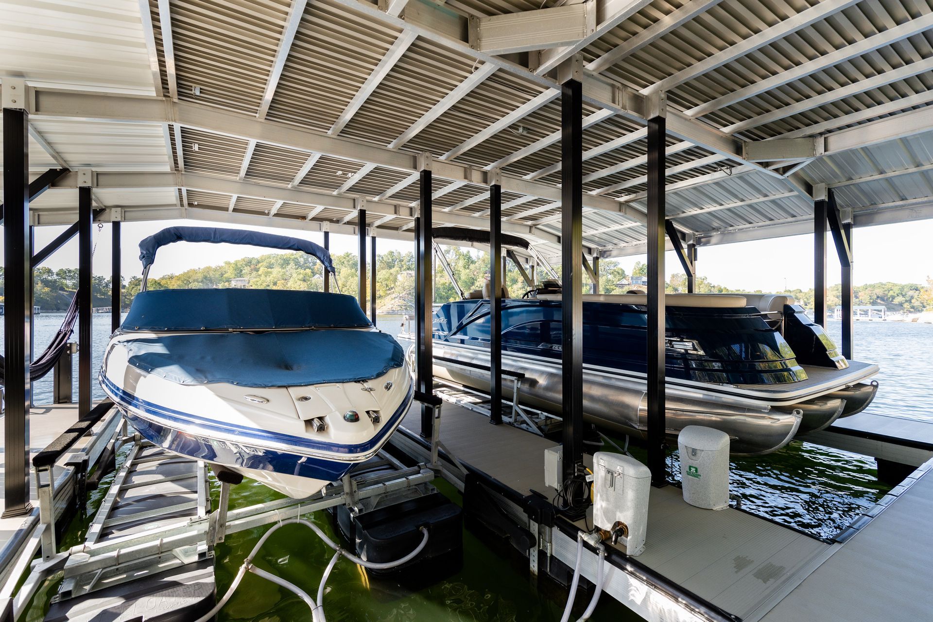 Boat Lift - Dock Solutions of Kentucky | Lexington, KY