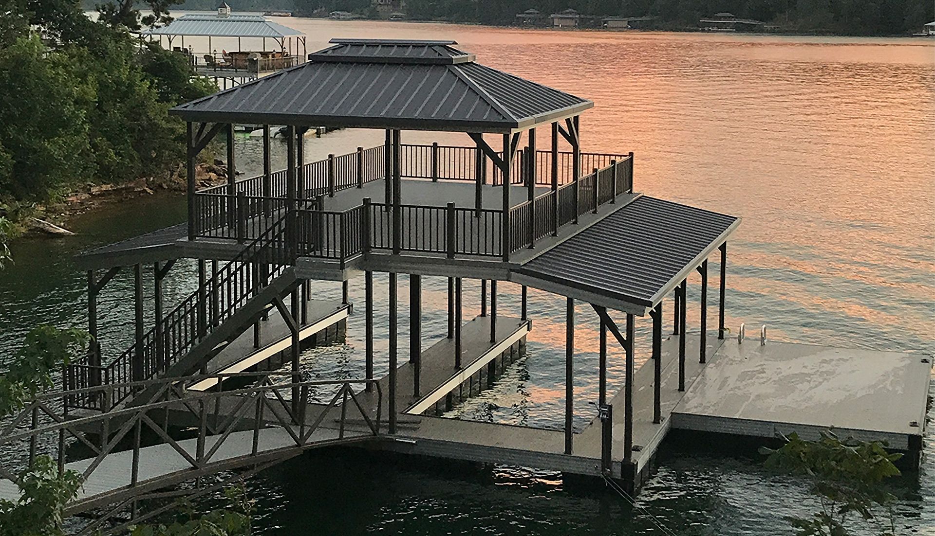 Sundeck Combo Dock Style - Dock Solutions of Kentucky | Lexington, KY