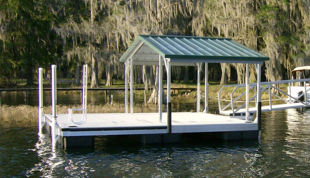 Silverstone decking matched with hunter green roof panels - Dock Solutions of Kentucky | Lexington, KY