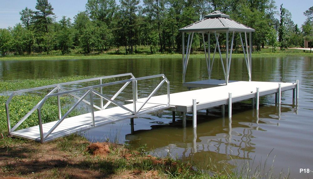 Silverstone decking and charcoal roof, L-shaped platform with hip shade - Dock Solutions of Kentucky | Lexington, KY