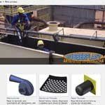 A man is riding a boat on a website.