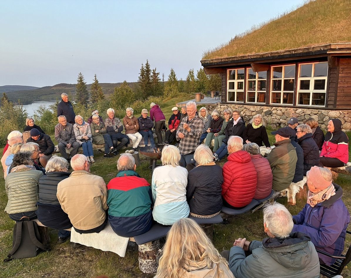 I skogtraktene rundt sjøen Røgden i østre deler av Innlandet finnes et antall finnegårder med jorder