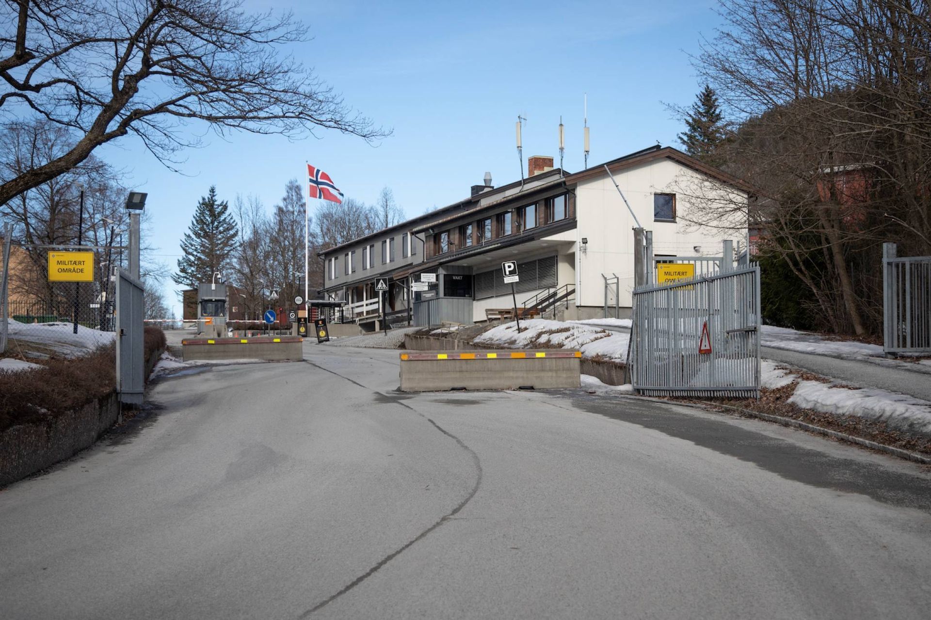 NATO ble grunnlagt 4.4.1948 da bl.a. Norge signerte North Atlantic Treaty Organisation. I 1952 kjøpt