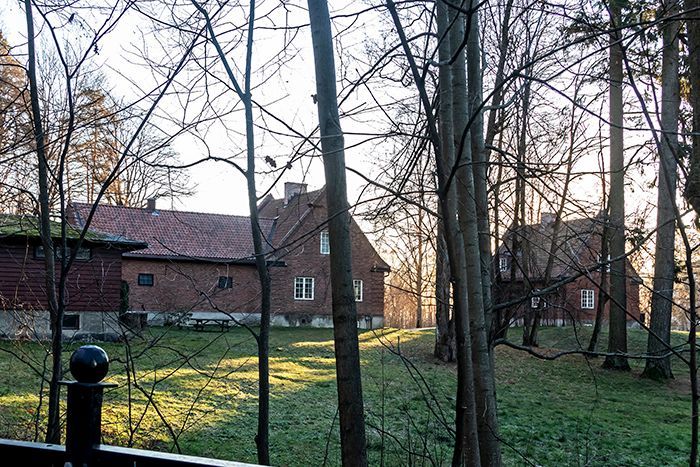 Portnerboligene til Munkebakken 2018. Sett fra nordvest. (Foto: Knut Erik Skarning/www.baerumhistorie.no)