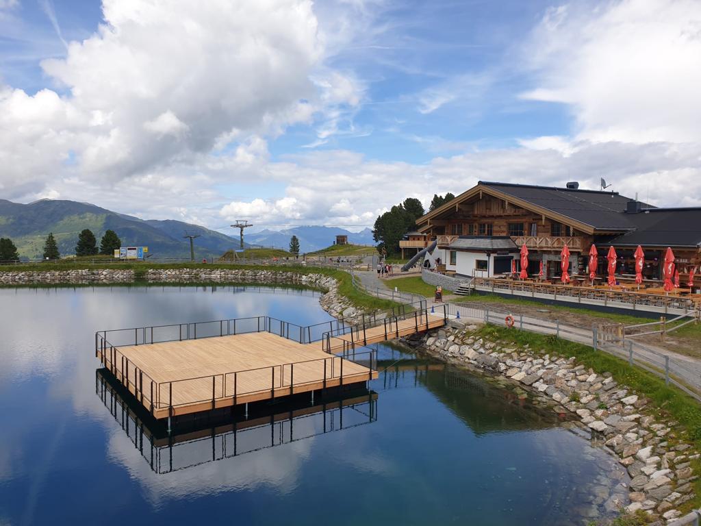 Christian Pirchl / Schlosser / Metallbau / Stahlbau / Planung / Pinzgau / Saalfelden / Salzburg / Metallbauplanung / Stahlbauplanung / 3D Schmied / Musikinsel / Mayrhofen / Schwimmplattform