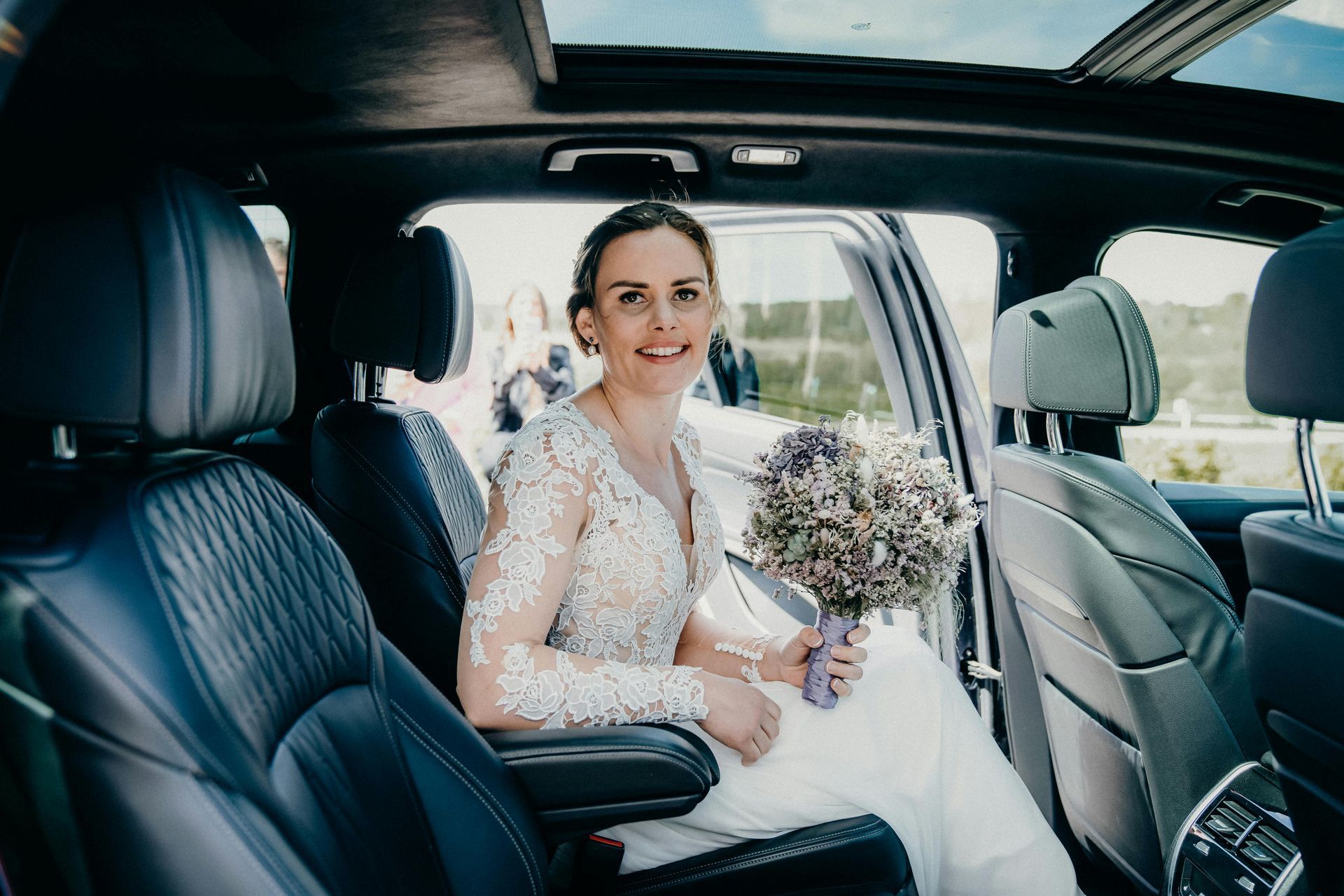 Wedding Shuttle Service in Cleveland, OH