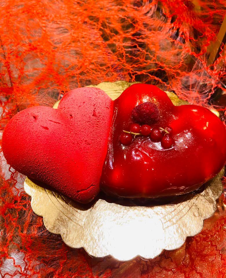 torta a forma di cuore