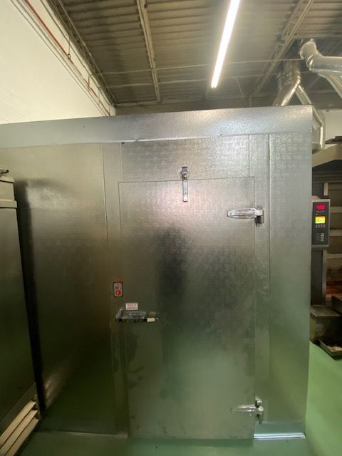 outside view of commercial refrigeration walk in unit