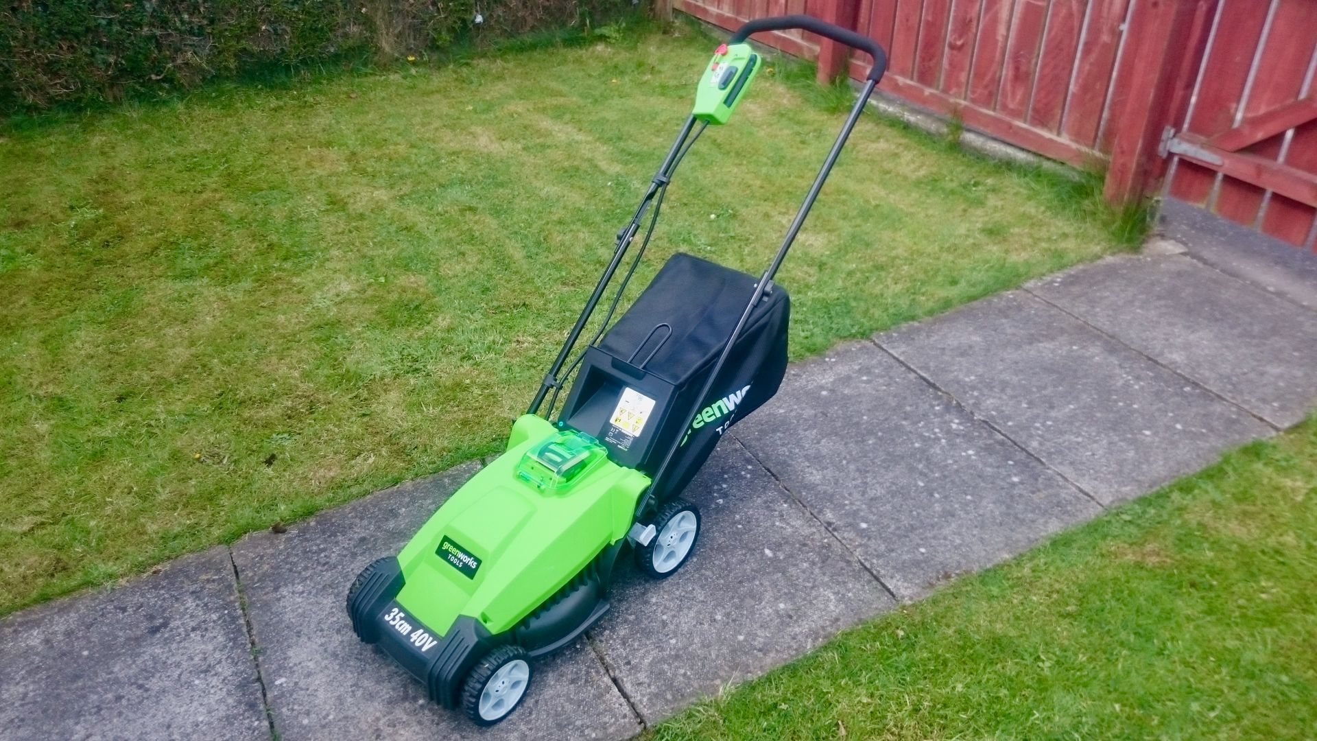 Photograph of a 35cm, 40-volt, Greenworks' 2015 model lithium-ion, battery electric lawnmower.