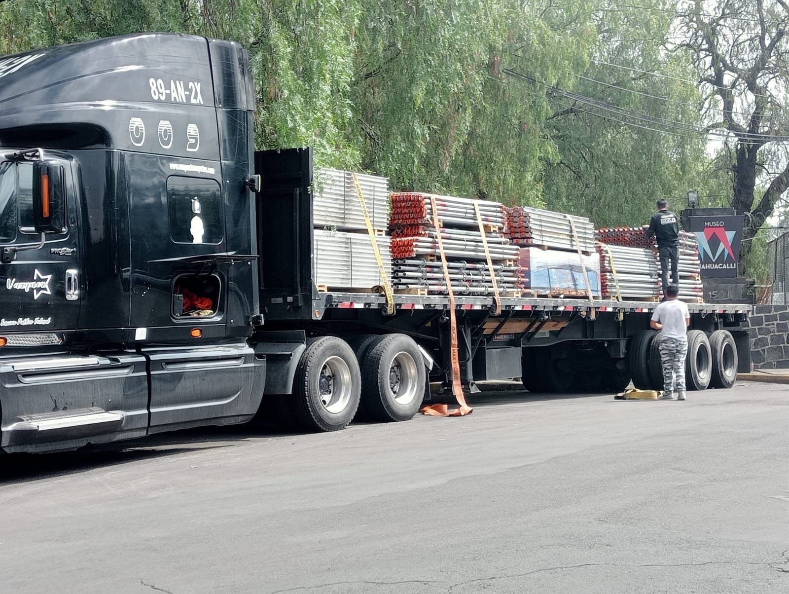 TRANSPORTES VAZQUEZ GONZALEZ