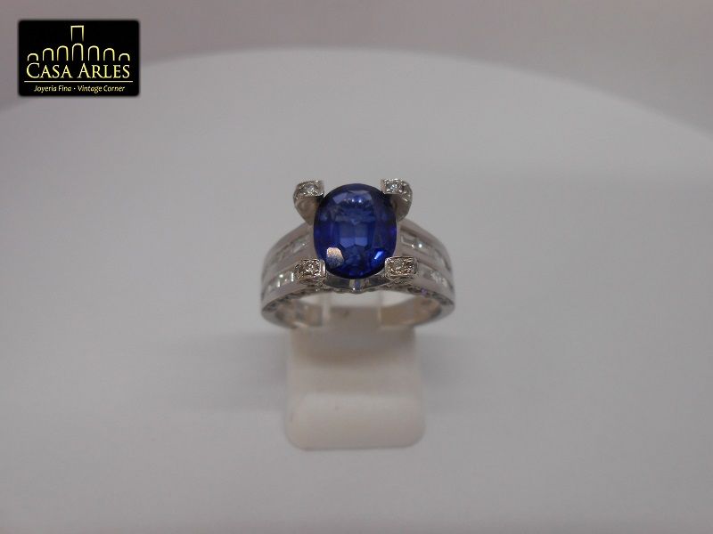 ANILLO ZAFIRO