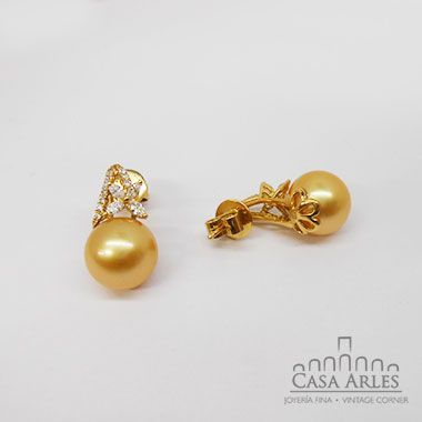 Aretes de oro