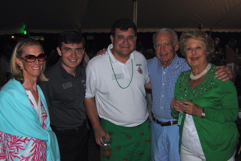 People dressed in green to properly celebrate festival.
