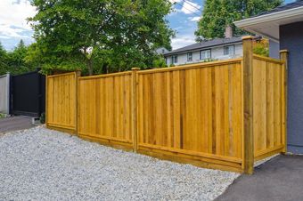 If you need a fencing expert then look no further than S & W Rickerby