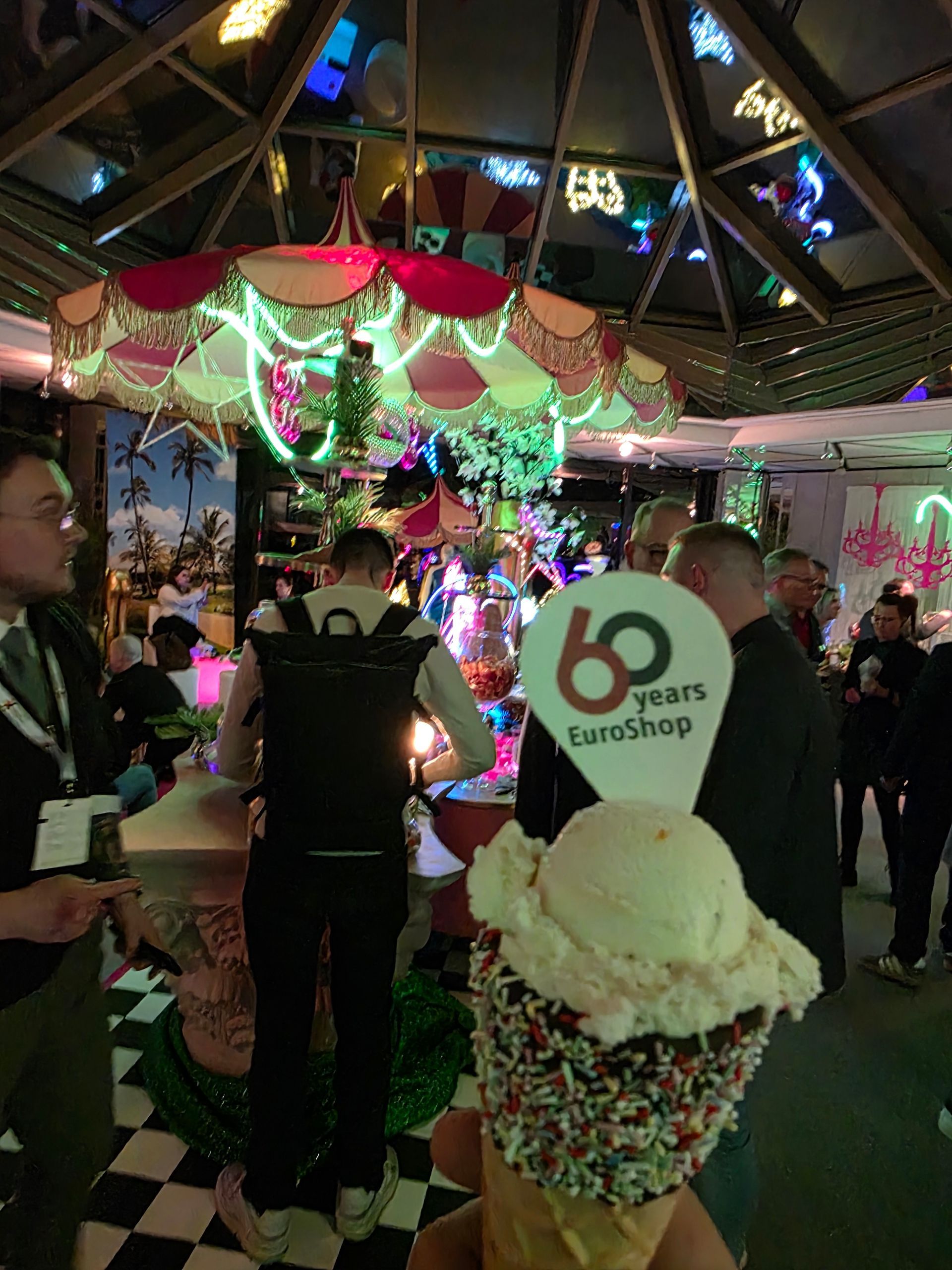 משלחת המנהלים של IBD לתערוכת אינטרפק Interpack