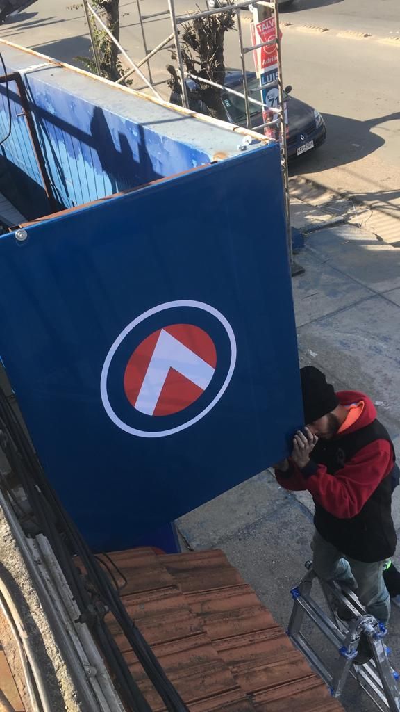 Uno Sesenta Impresión Digital