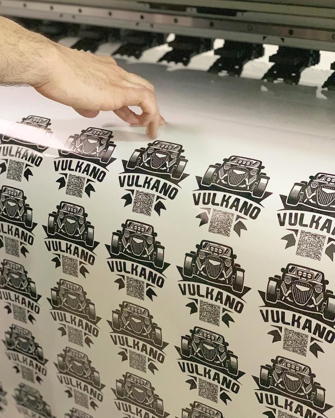 Uno Sesenta Impresión Digital