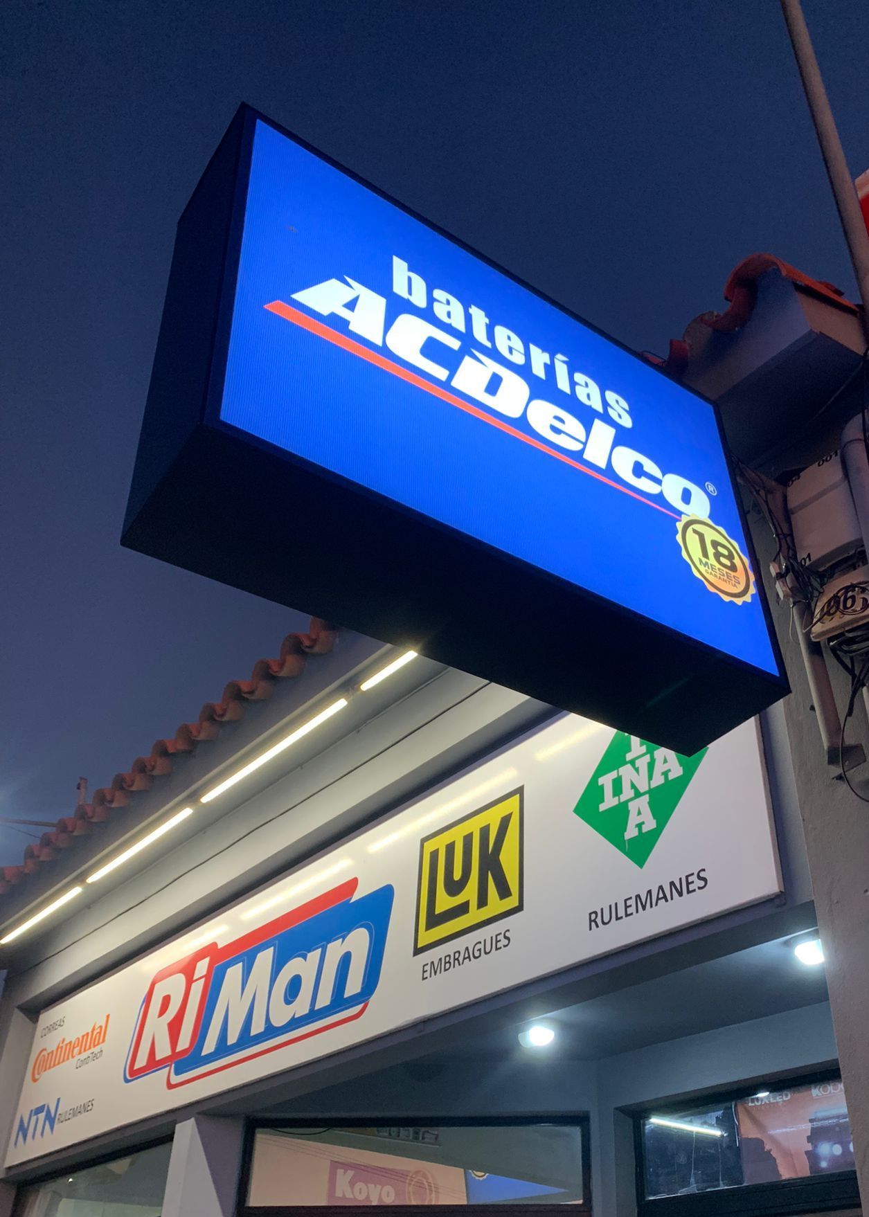 Uno Sesenta Impresión Digital