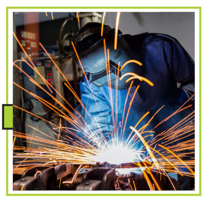 welder-shooting-sparks