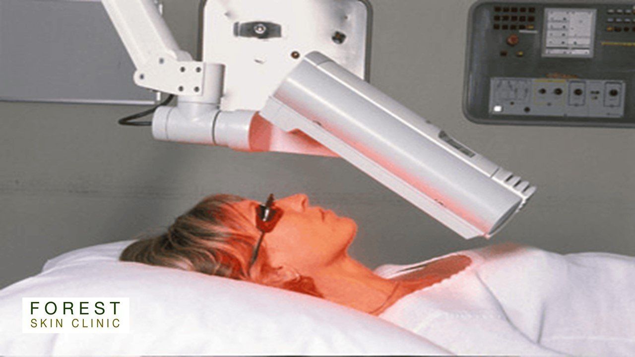 Forest Skin Clinic Photodynamic Light Therapy