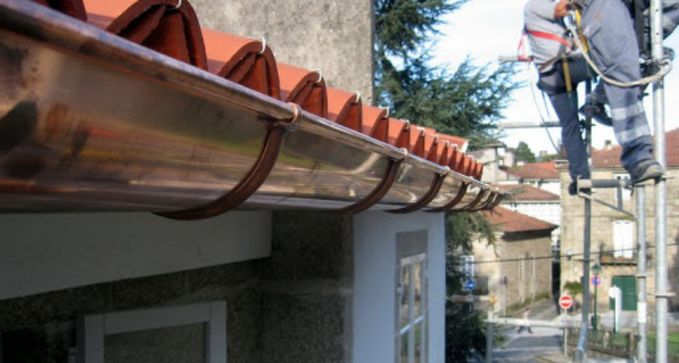 poner canalones nuevos de cobre en chalet de alcobendas en madrid