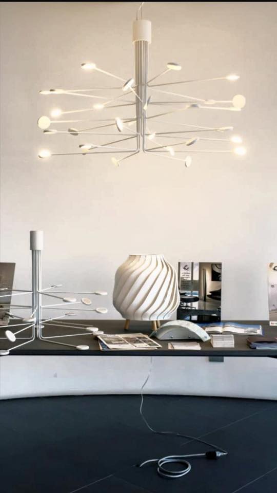 lampadari coordinati con luci a terra