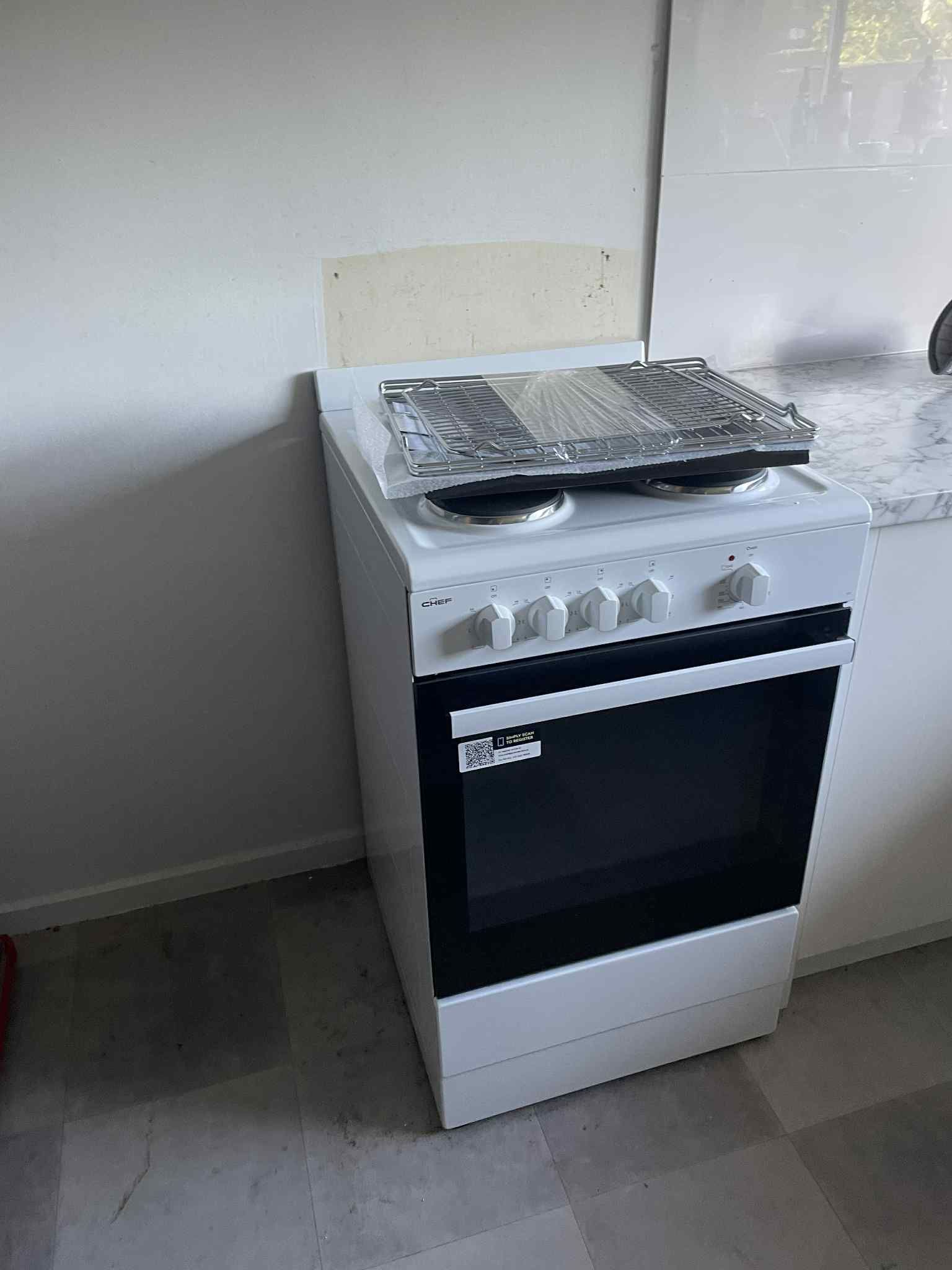 Oven element testing during electrical repair service