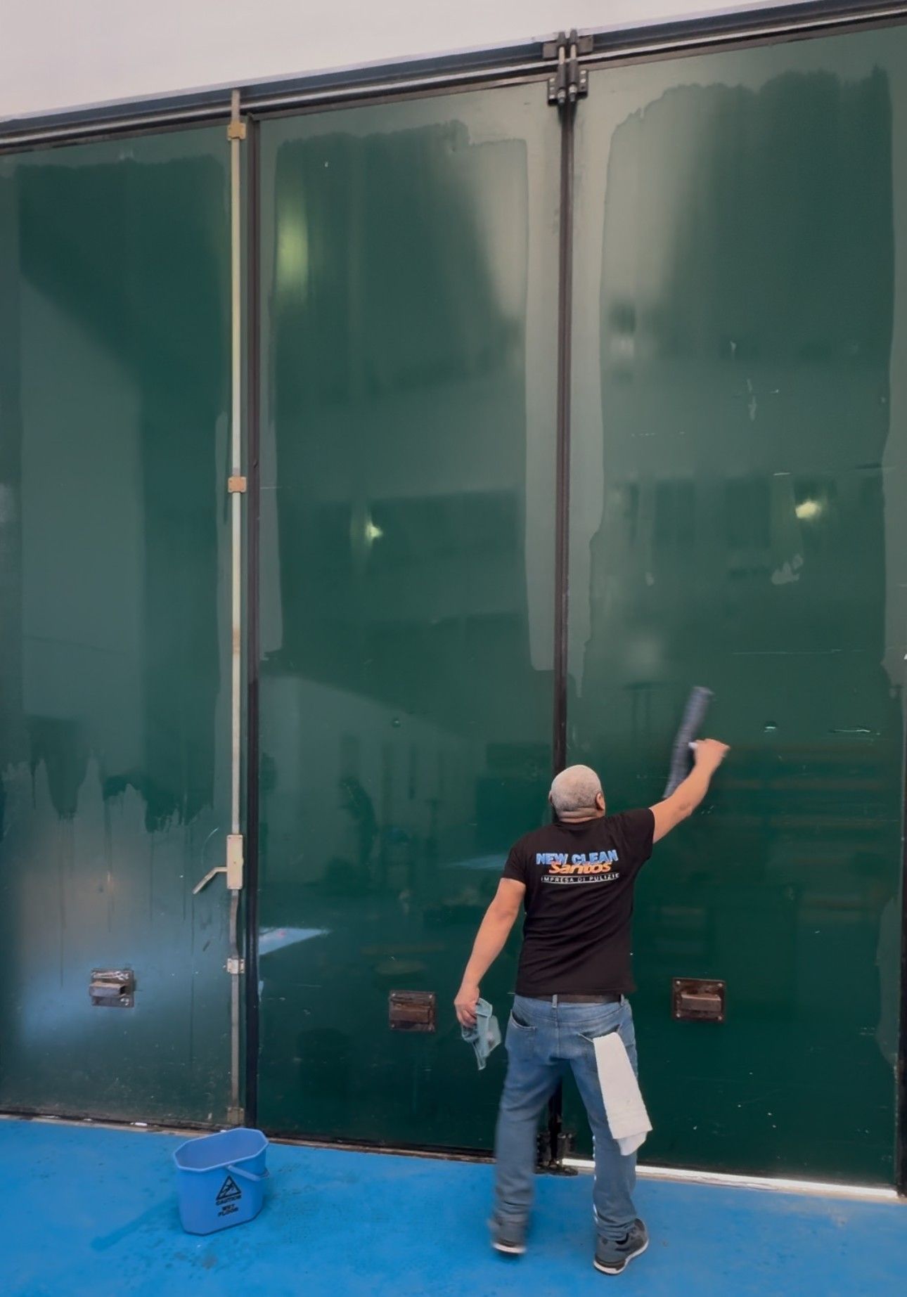 PULIZIA PROFESSIONALE DOPO CANTIERE PER CAPANNONE
#NEWCLEANSANTOS