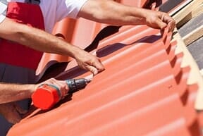 Roofers working on roof – DSR Roofing & Protective Coatings in Yuma, AZ