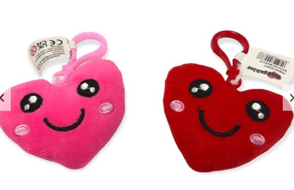 PLUSH HEART BAG CLIP