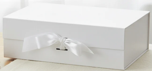 White Magnetic Gift Box 33 x 25 x 12 cm