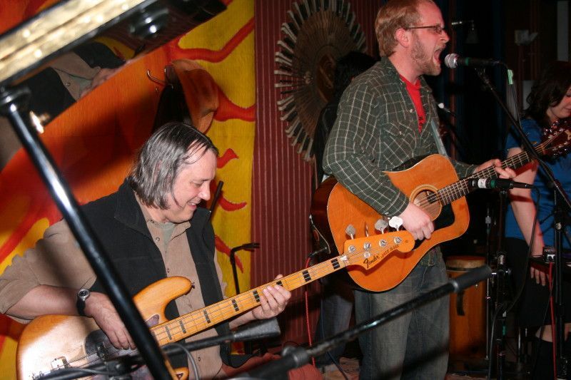 Dennis Pearne Progressive Folk Music