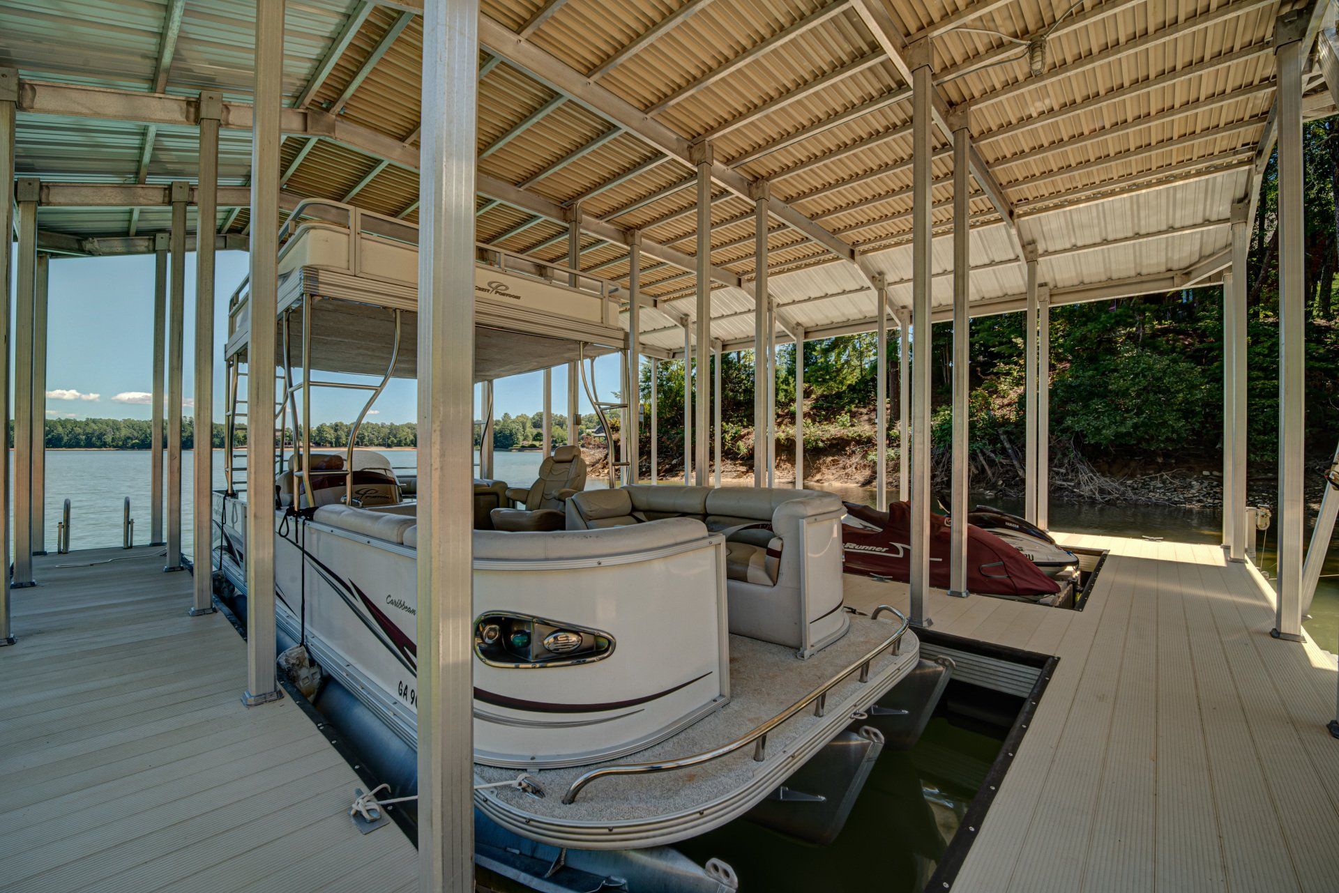 Lakeside Landing | rental lake house on lake Nottely in North Georgia