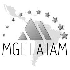Un logotipo en blanco y negro para mge latam con un mapa de América Latina y estrellas.