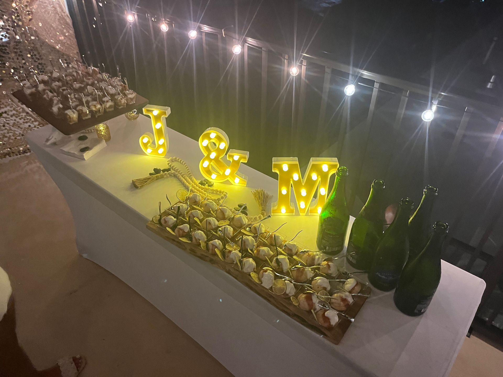 Catering dish presentation style