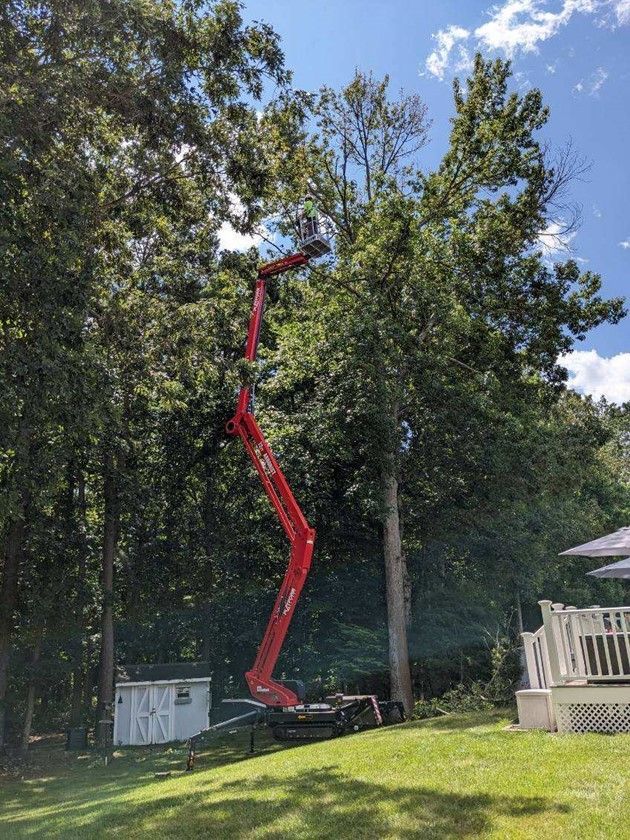 Picture Of Machine – Howell, NJ - Aaron's Tree Service, LLC