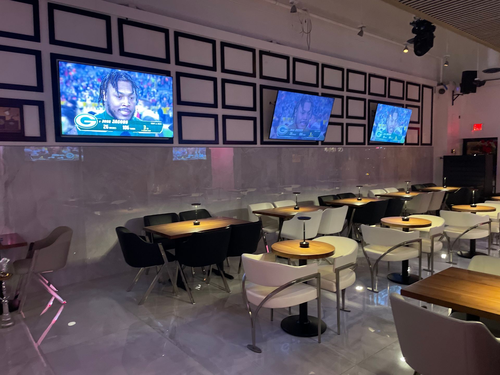 Happy hour Falls Church VA
Signature cocktails in Falls Church
Casual dining Falls Church VA
Dinner with cocktails Falls Church
Falls Church brunch and cocktails