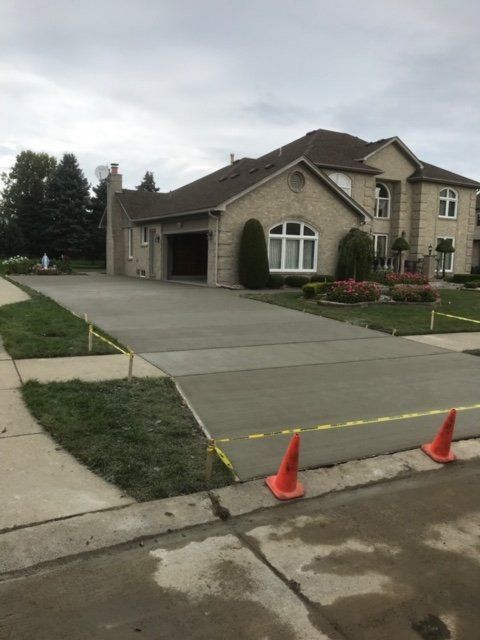 Concreting Garage ─ Sterling Heights, Mi ─ D’sano Concrete