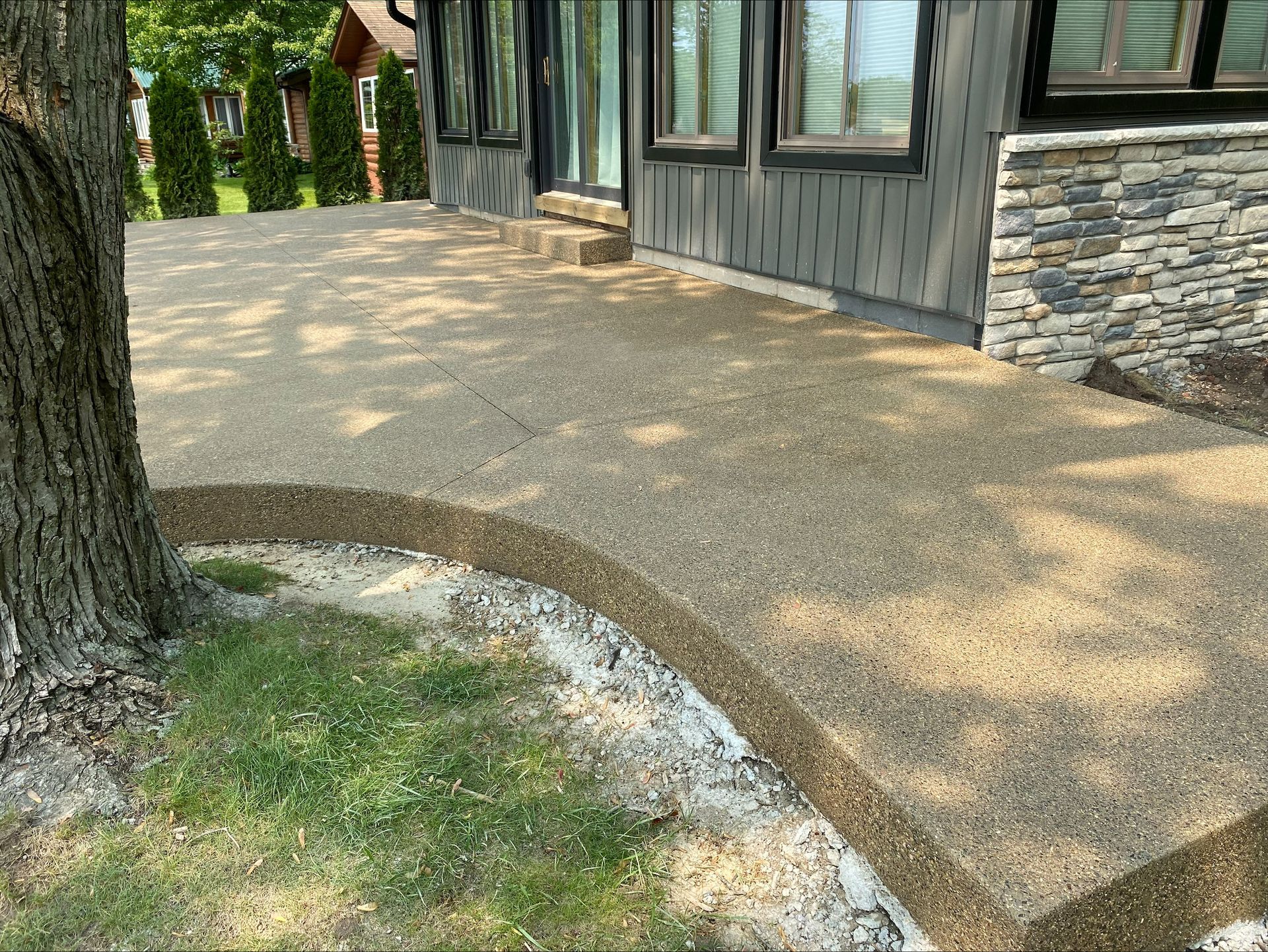 Concreting Pathway ─ Sterling Heights, MI ─ D’Sano Concrete