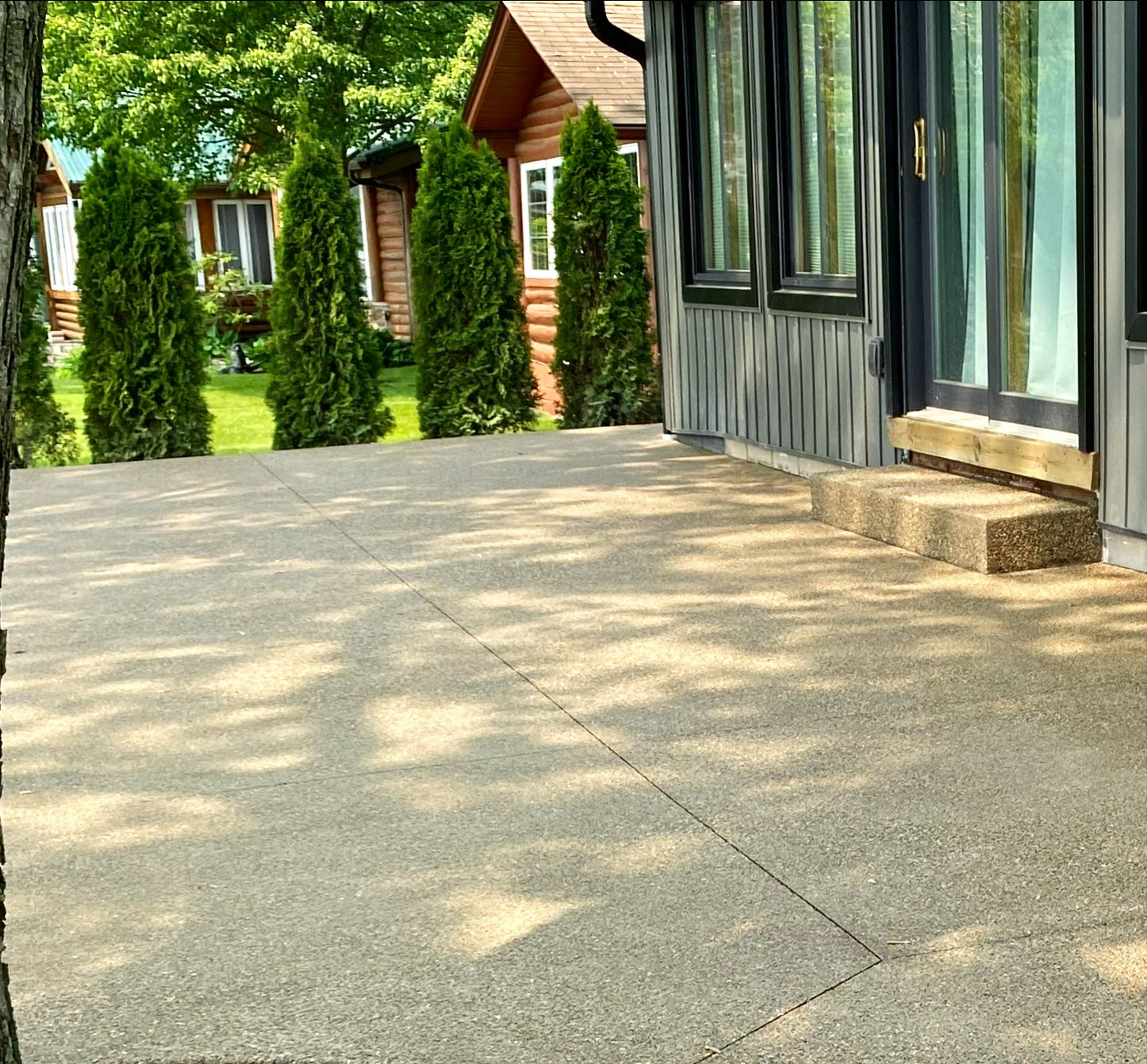 Newly done concrete pathway ─ Sterling Heights, MI ─ D’Sano Concrete