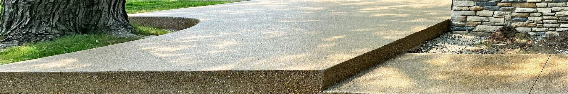 Newly done concrete stairs ─ Sterling Heights, MI ─ D’Sano Concrete